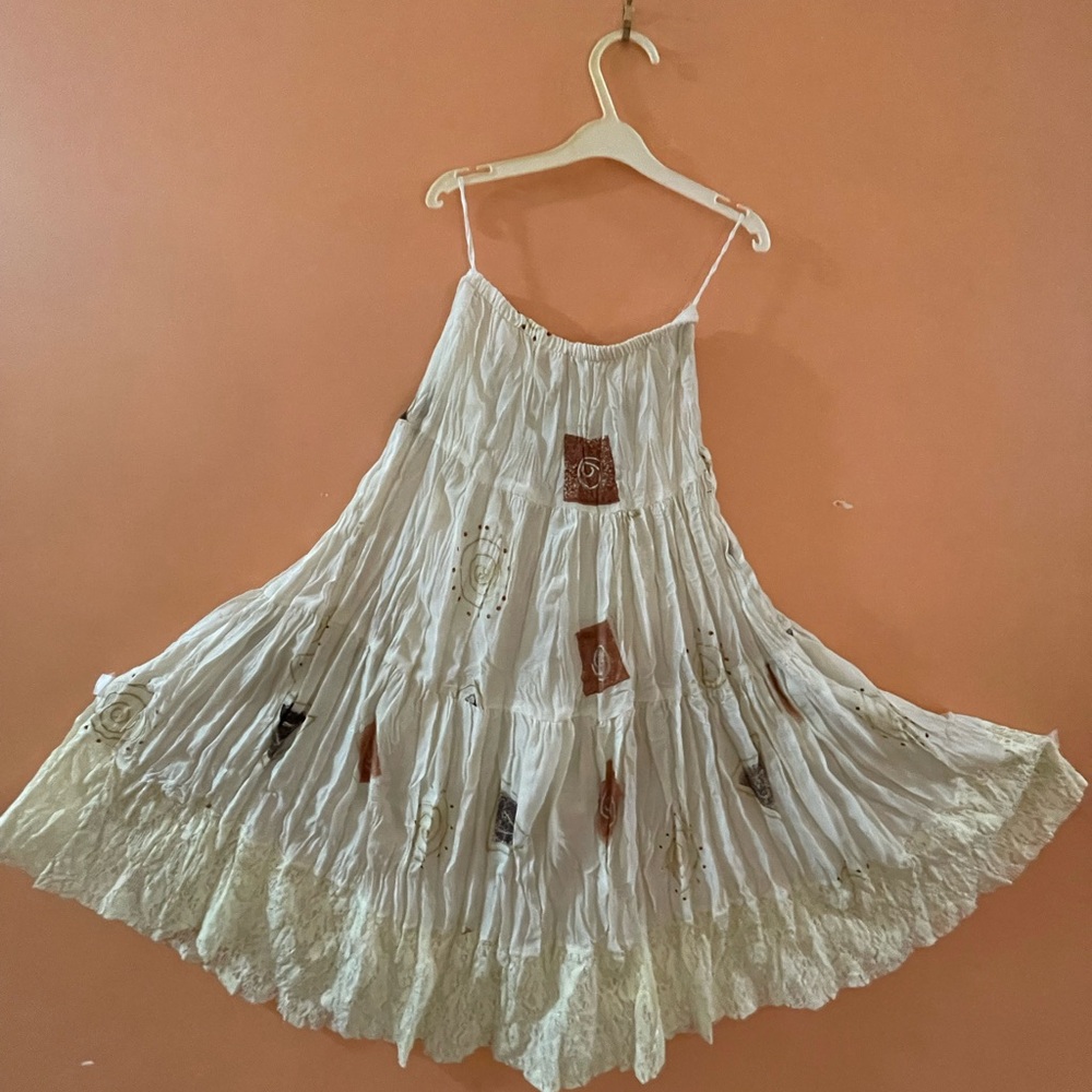 NWOT Balu boutique cream tiered girls long skirt, boho, lace trim, 7-8